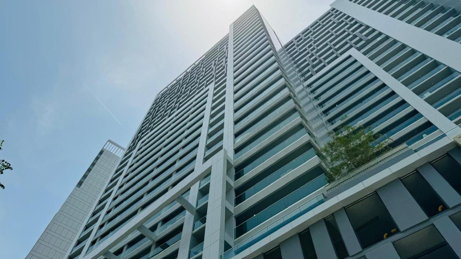Apartment Beautiful In Damac Reva With Balcony In A Vibrant Area Of Central Downtown Dubai