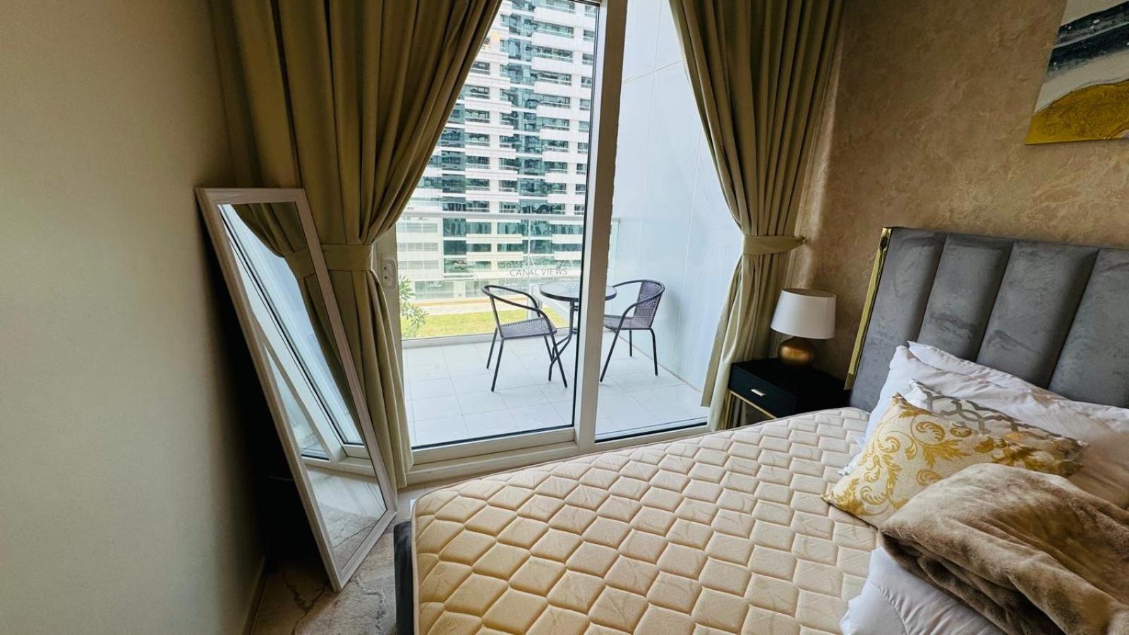 Apartment Beautiful In Damac Reva With Balcony In A Vibrant Area Of Central Downtown *
