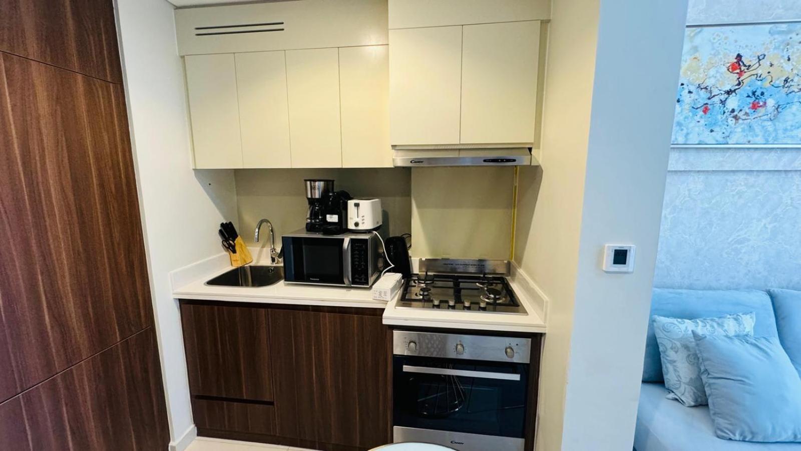 Beautiful In Damac Reva With Balcony In A Vibrant Area Of Central Downtown Apartment *