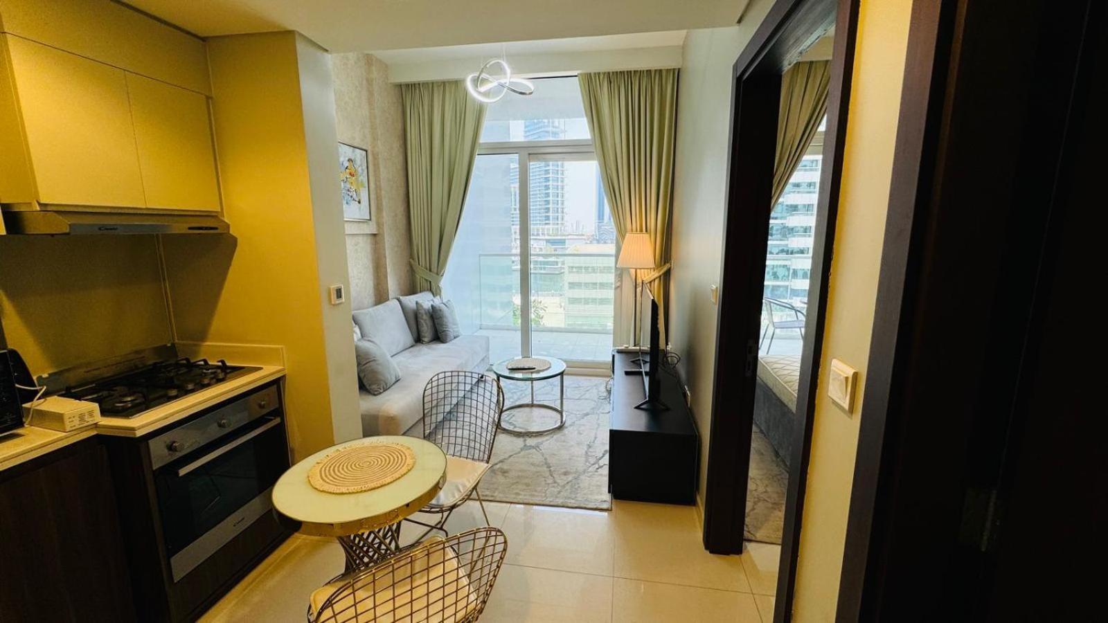 Apartment Beautiful In Damac Reva With Balcony In A Vibrant Area Of Central Downtown Dubai