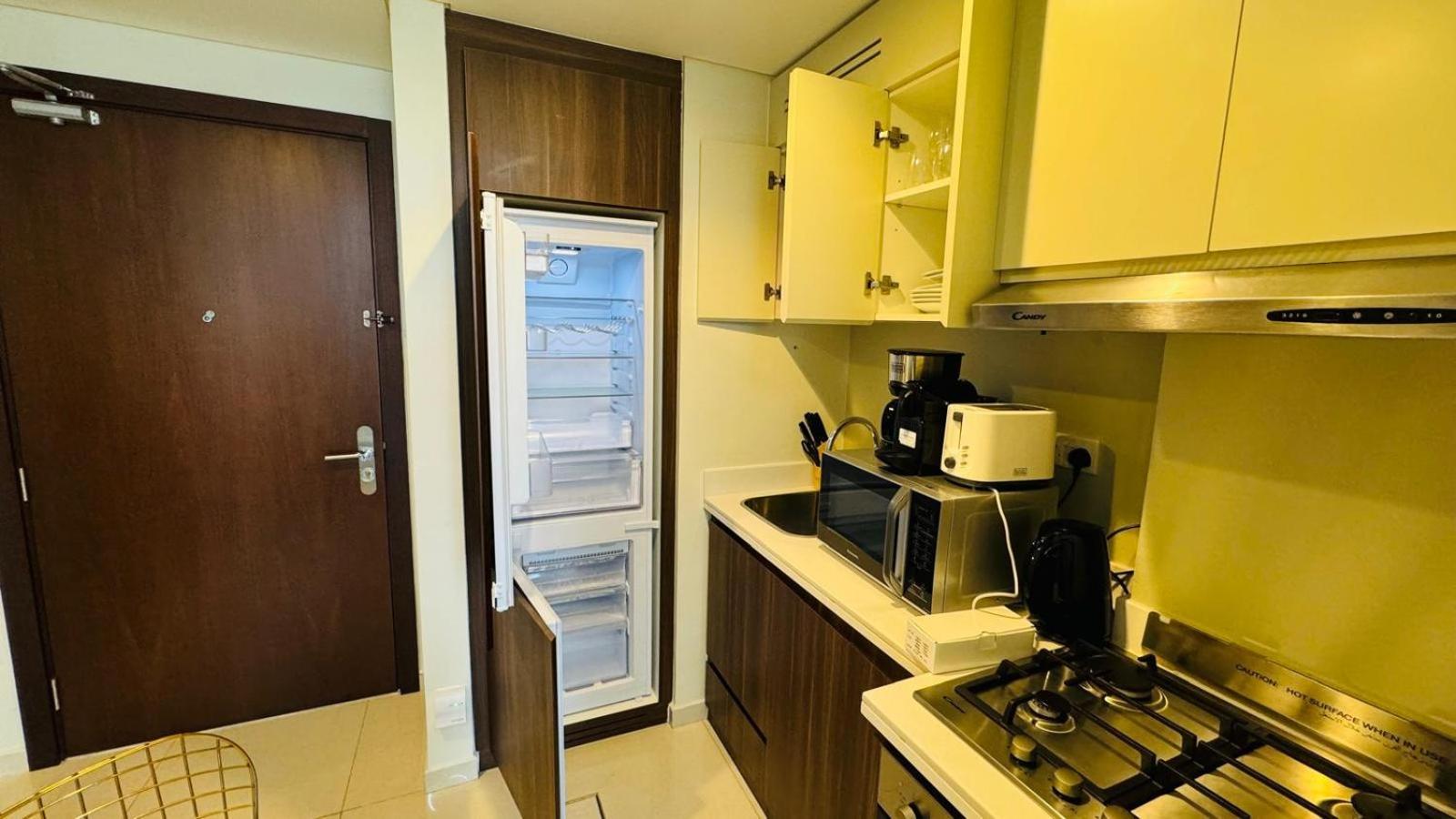 Beautiful In Damac Reva With Balcony In A Vibrant Area Of Central Downtown Dubai